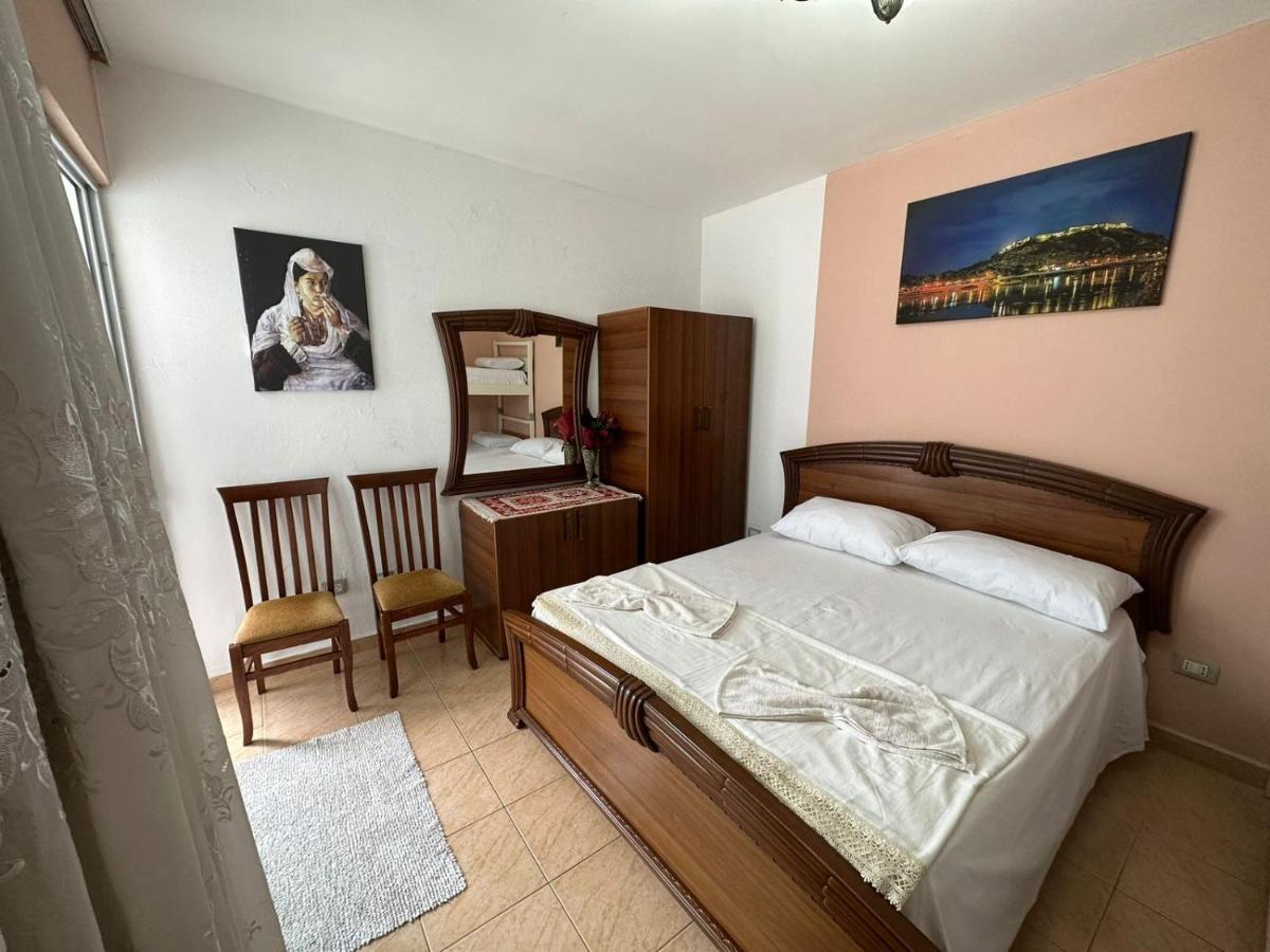 Cozy Apartment In The City Center Shkoder Ngoại thất bức ảnh